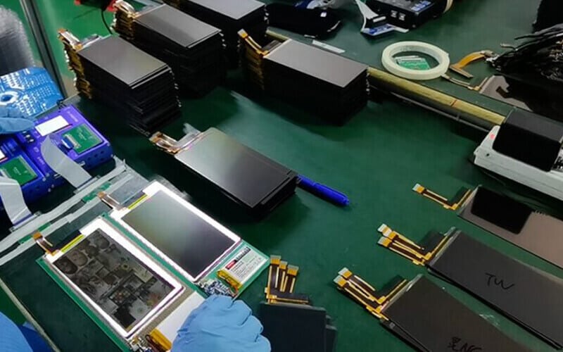 Testing process for LCD screens
