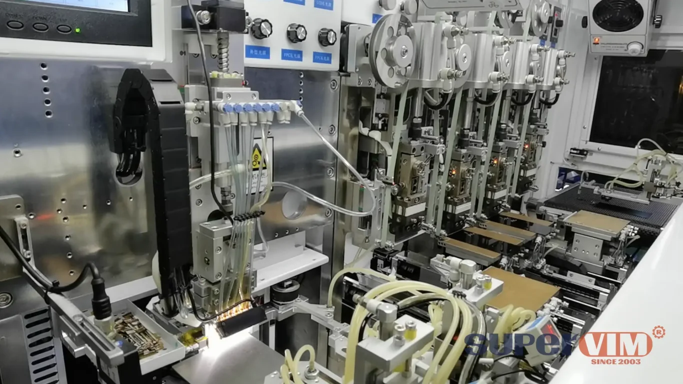 Automated machine for phone LCD wholesale production